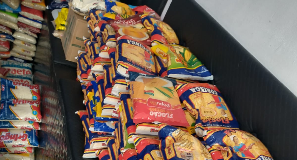 Cruzeiro arrecada alimentos e ONG distribuirá com instituições: uma delas é de Palmeira dos Índios