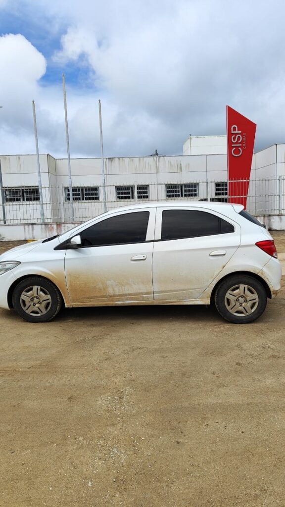 Polícia recupera carro de motorista por aplicativo que foi roubado em Arapiraca