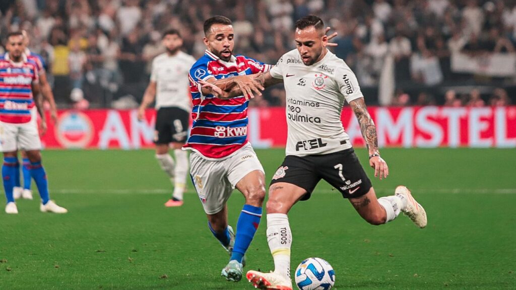 Fortaleza empata em 1 a 1 com o Corinthians e decide vaga na final da Sul-Americana no Castelão