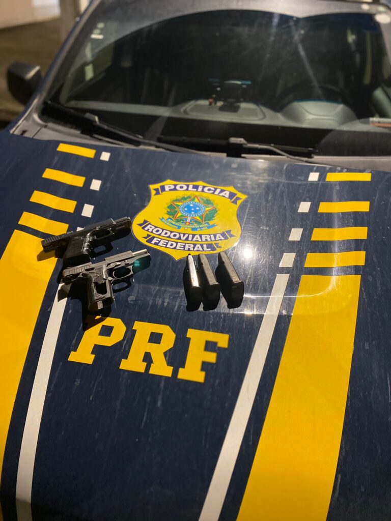 Em Palmeira dos Índios, homem é preso ao ser flagrado com duas armas de fogo