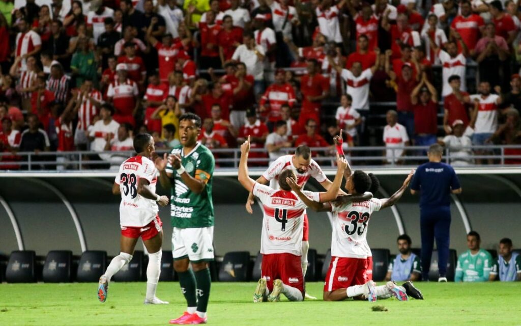 Com gol de Lucas Lima, CRB vence o Guarani por 1 a 0 no Rei Pelé