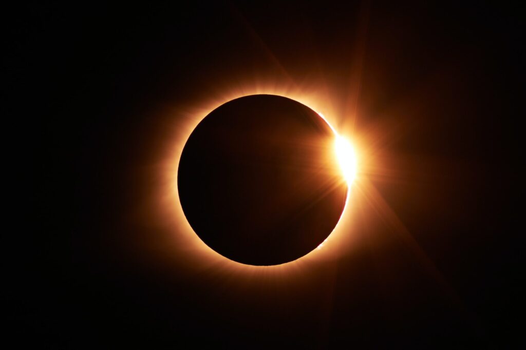 Eclipse solar anular poderá ser observado em Alagoas neste sábado