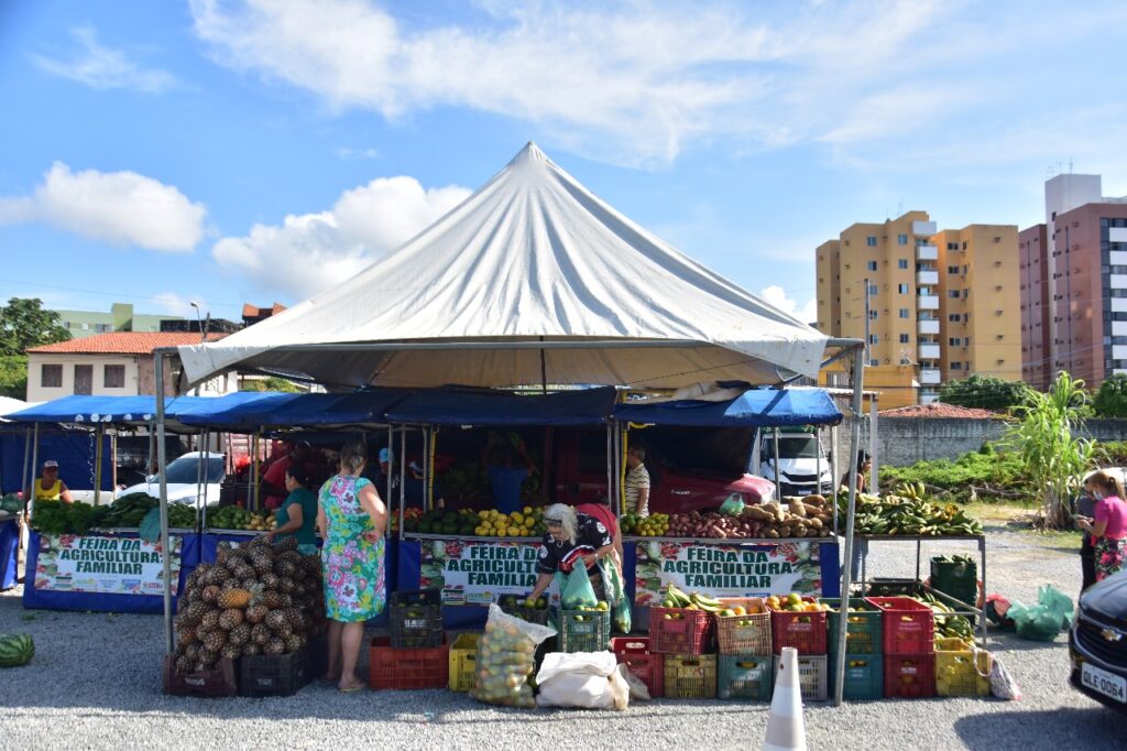 Feira da Agricultura Familiar se une à Mostra Solidária com refugiados venezuelanos, promovendo inclusão, solidariedade e segurança alimentar