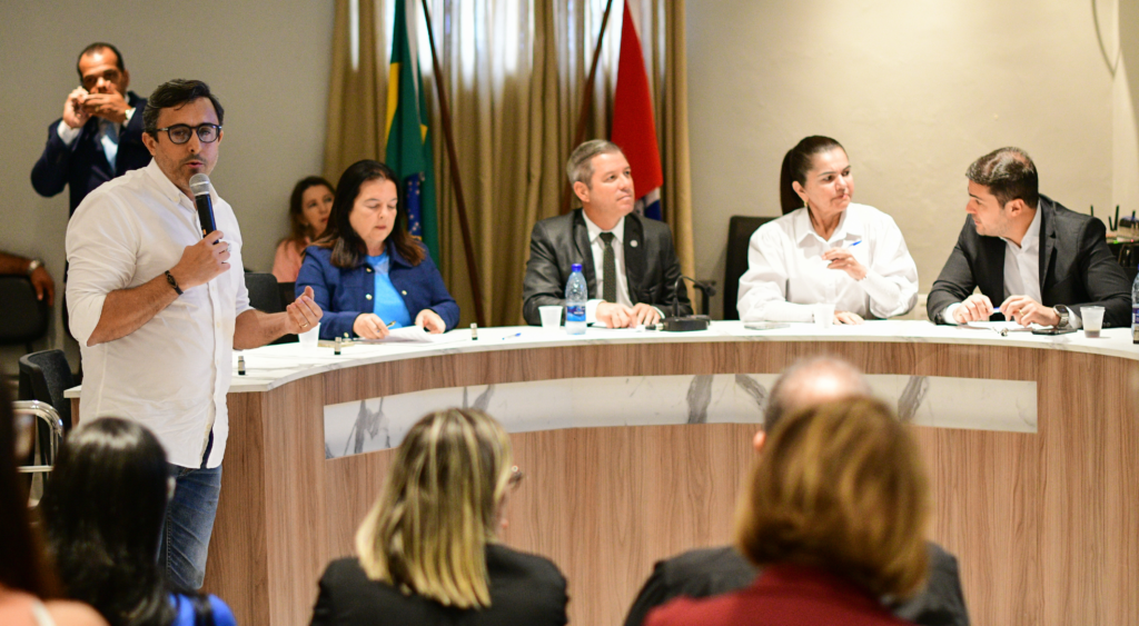 Saúde discute na Assembleia Legislativa assistência à pessoa com Transtorno do Espectro Autista