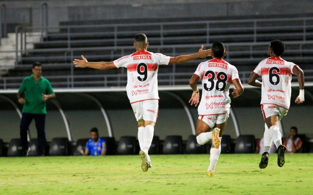 Na despedida do Rei Pelé nesta temporada, CRB vence Tombense por 2×0