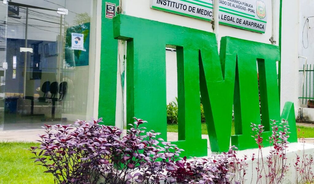 Jovem de 18 anos morre afogado em açude na cidade de Feira Grande; veja relatório do IML