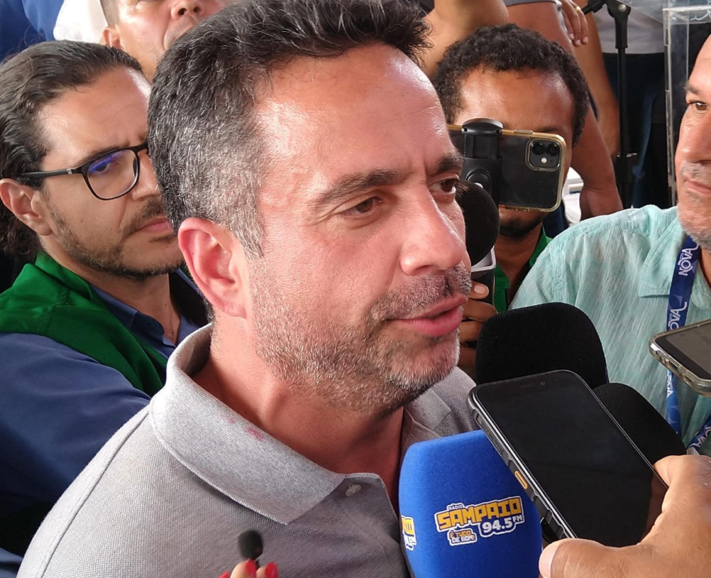Servidores da Educação do Estado devem começar 2024 com mudanças na tabela Plano de Cargos, Carreiras e Salários
