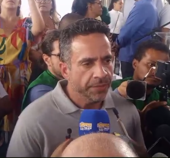 [Vídeo] Governador e prefeito asseguram permanência da Conab em Palmeira dos Índios; Dantas anuncia investimentos na Agricultura Familiar