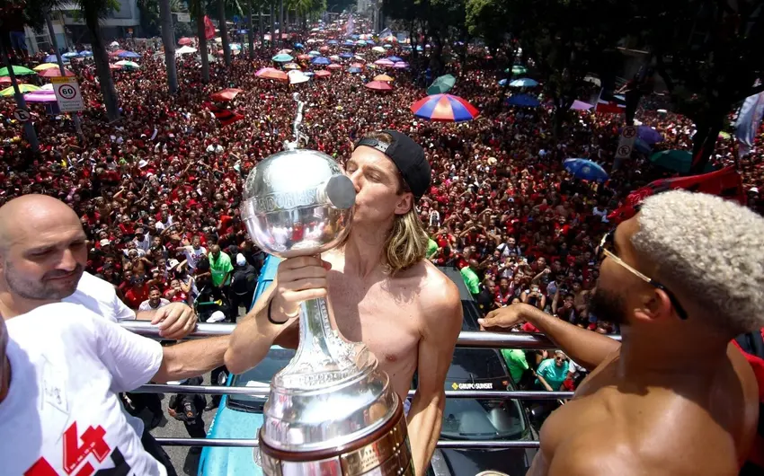 Filipe Luís anuncia aposentadoria; despedida do Flamengo será contra o Cuiabá