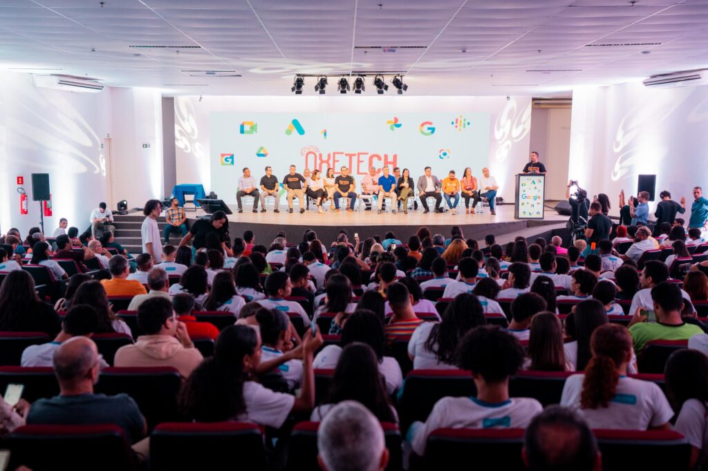 Governo de Alagoas e Google firmam parceria para ofertar 10 mil bolsas de cursos gratuitos nas Escolas Estaduais