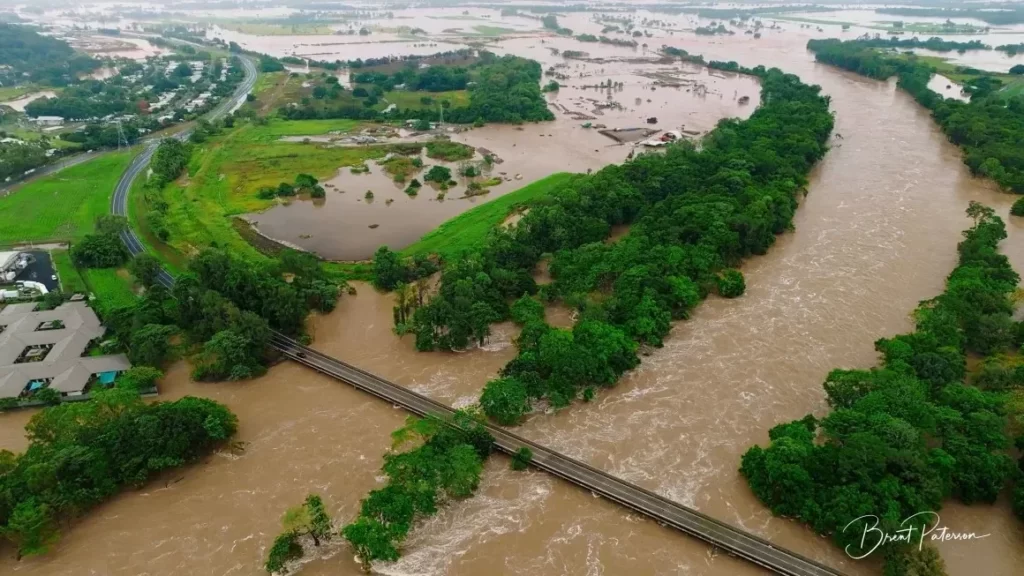 Tempestade devasta norte da Austrália