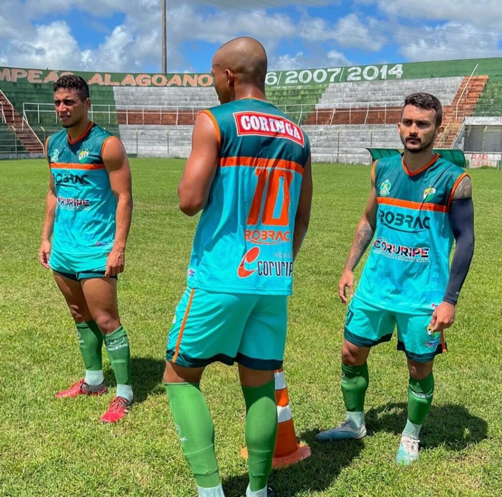 Elenco do Coruripe se reapresenta após folga de Natal; cinco jogadores deixaram o clube