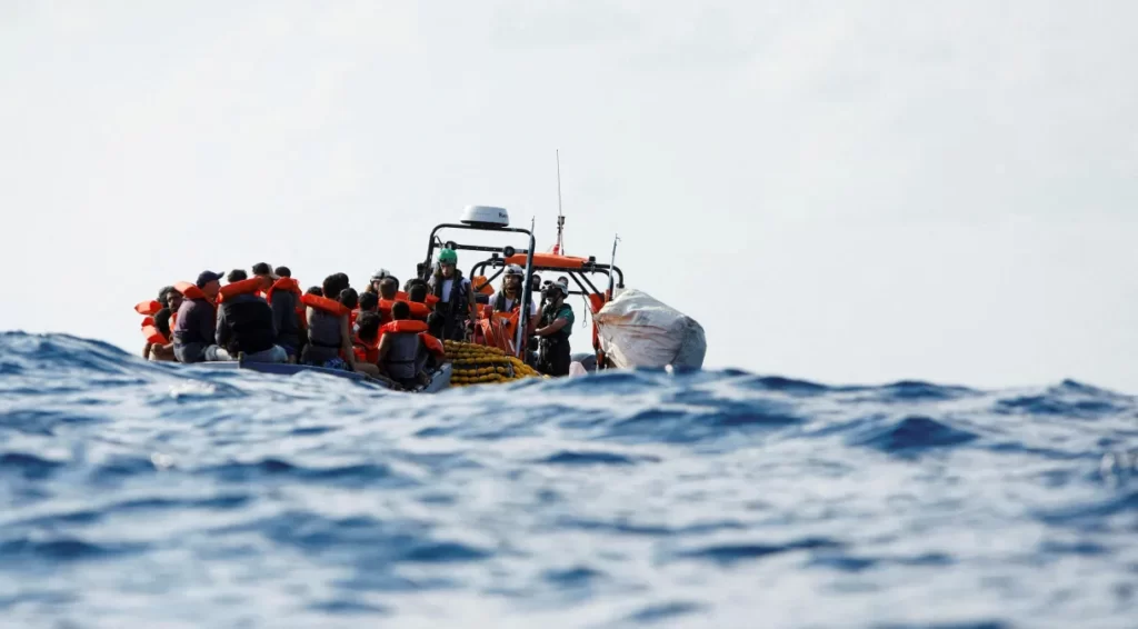 Mais de 60 migrantes se afogam em naufrágio na costa da Líbia, diz ONU