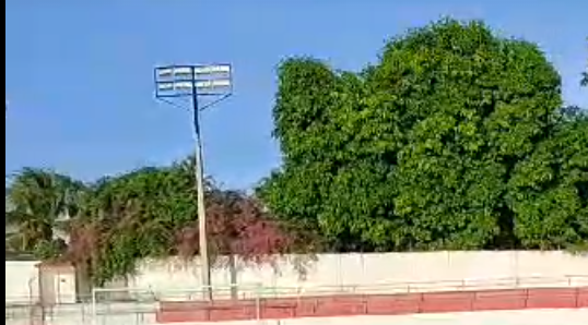 ( Vídeo) Em Penedo, estádio Alfredo Leahy recebe refletores e planeja inauguração para 03 de janeiro