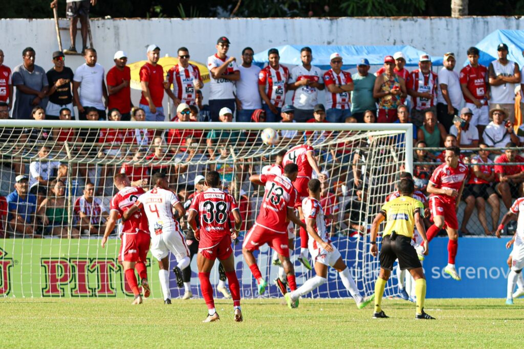 Na estreia pelo Campeonato Alagoano, CRB venceu Penedense por 1 a 0 no Alfredo Leahy