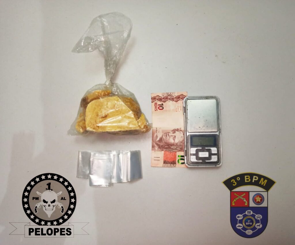 Homem, com tornozeleira eletrônica, é preso por tráfico de drogas em Arapiraca