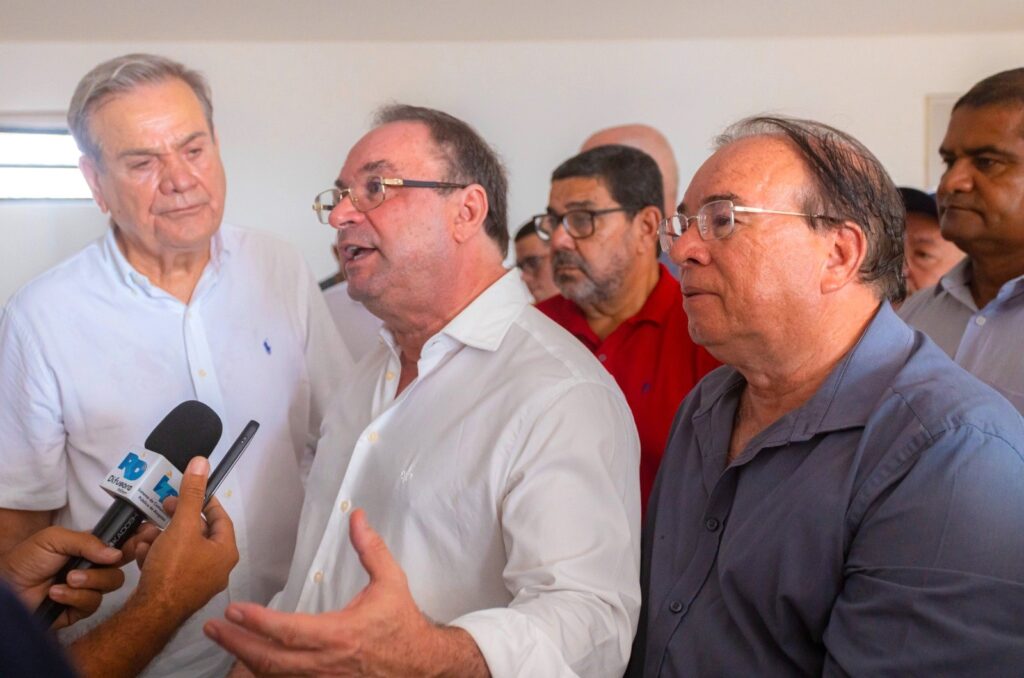 Governador em exercício Ronaldo Lessa se reúne com Luciano Barbosa e sugere transferir sede do Governo para Arapiraca no mês do centenário