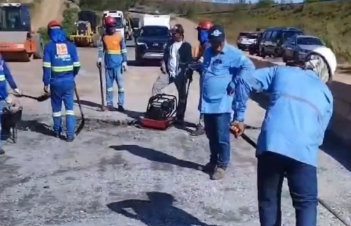[Vídeo] Trecho interditado da BR-101, em Teotônio Vilela, deve ser liberado até às 18h