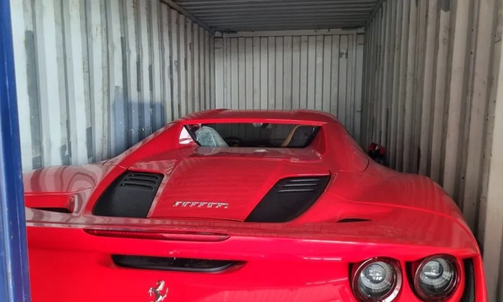 Receita Federal irá leiloar uma Ferrari avaliada em R$ 5 milhões