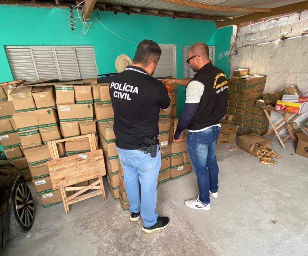 Polícia prende líder de grupo criminoso que alterava datas de validade, em Arapiraca