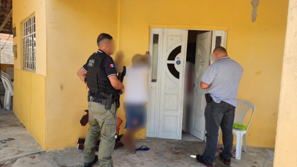 Polícia prende condenado por abusar sexualmente de menina de 14 anos, em Carneiros (AL)