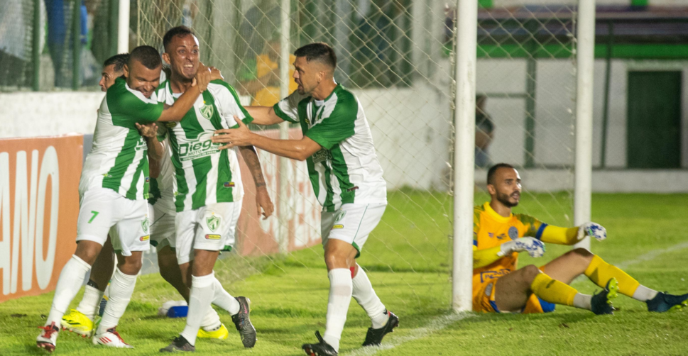 Murici vence Confiança por 2 a 1, de virada, e avança na Copa do Brasil