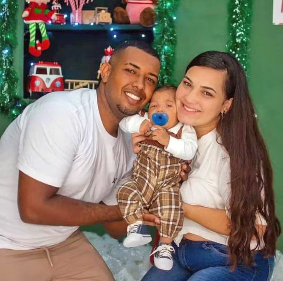 Casal e bebê de sete meses são mortos a tiros em Niterói, no Rio de Janeiro