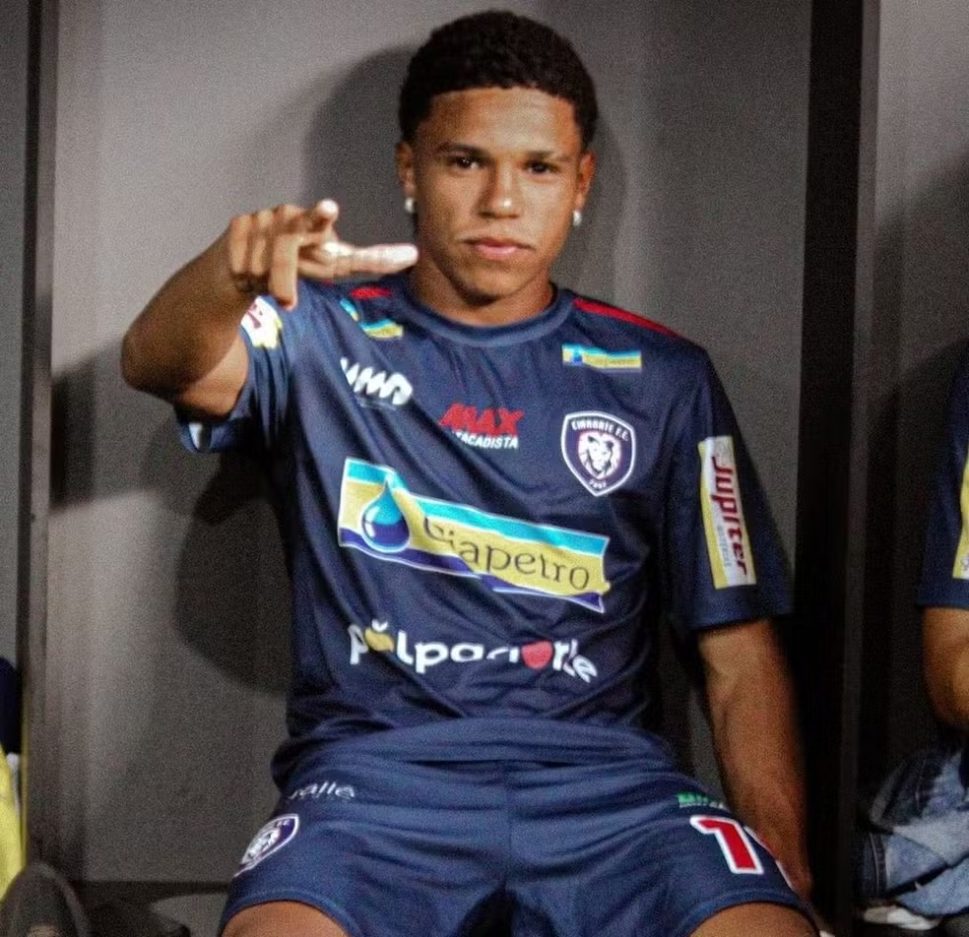 Emprestado pelo Cruzeiro-AL, Mbappé da Shopee acerta com o Cianorte-PR e pode ser utilizado na Série D