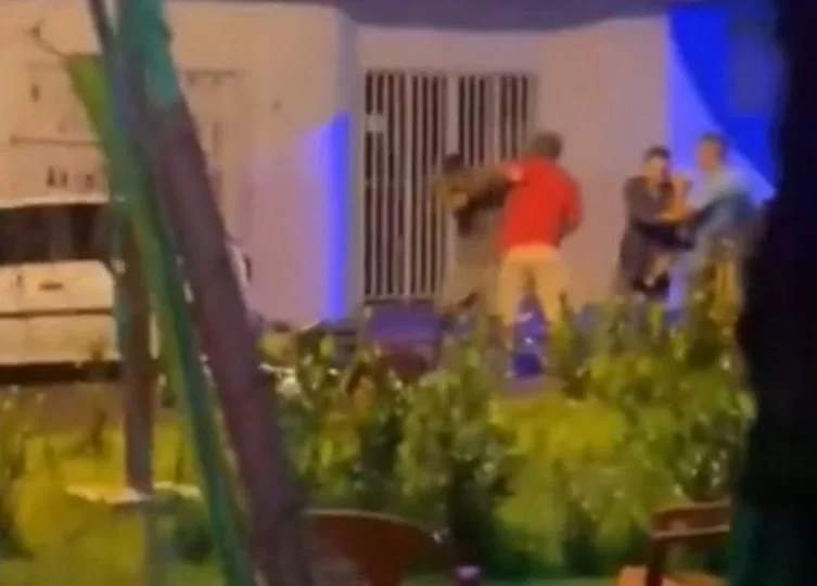 [Vídeo] Durante discussão, policial de folga atira e mata entregador por aplicativo, em Goiás