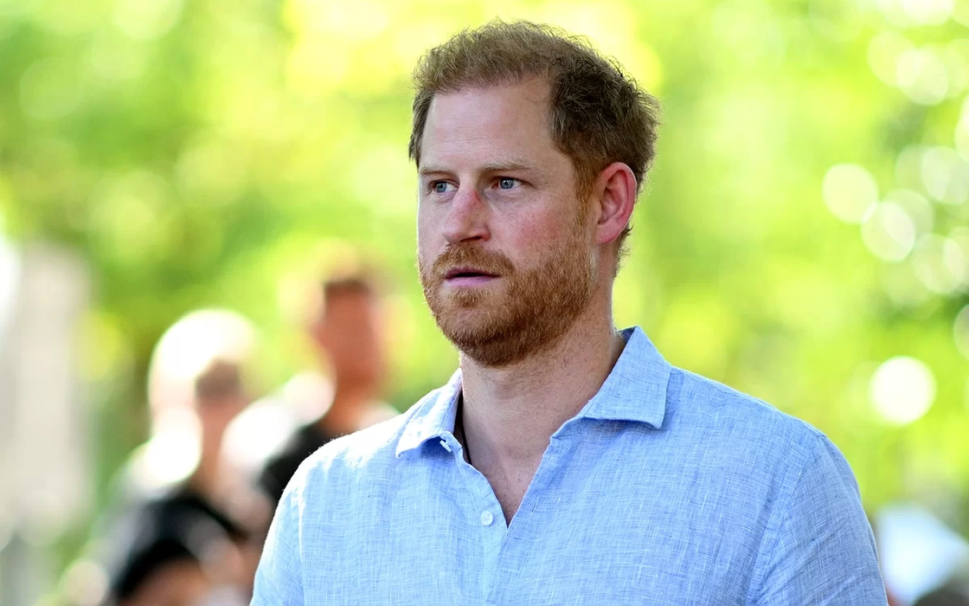 Príncipe Harry enfrenta dívida milionária após perder processo