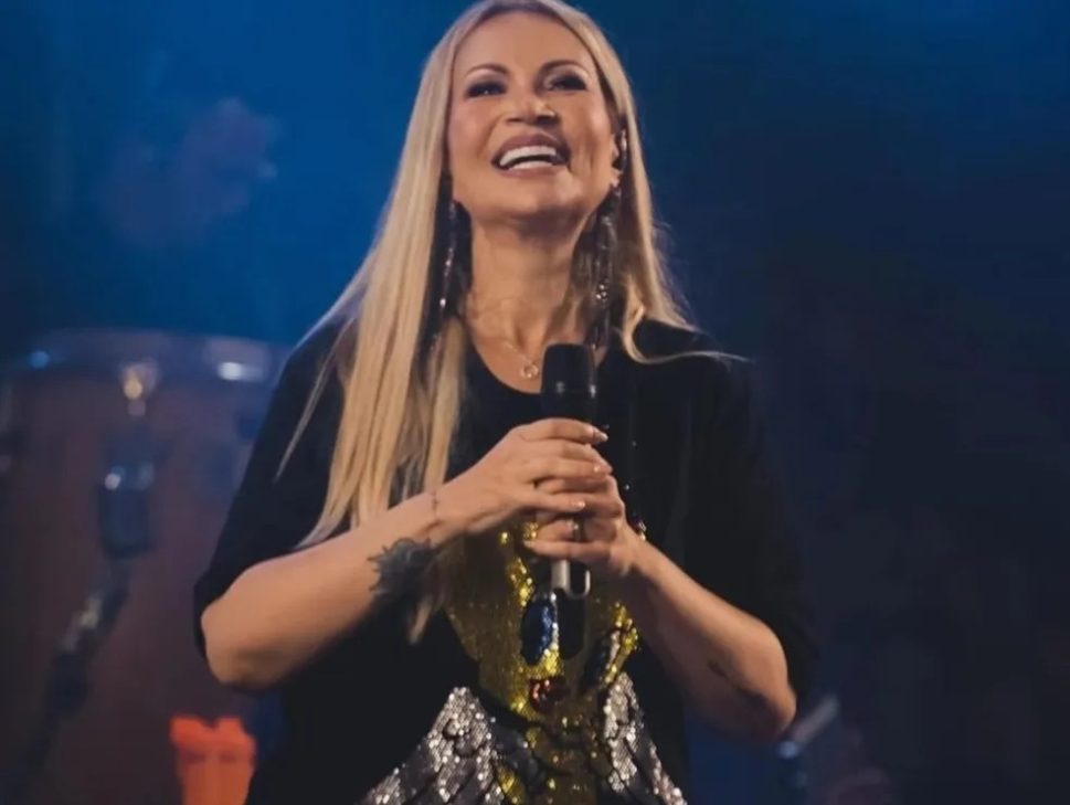 Solange Almeida passa por cirurgia de emergência e cancela shows