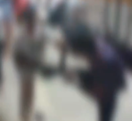 [Vídeo] Briga entre alunos causa confusão generalizada em frente a escola, em Junqueiro