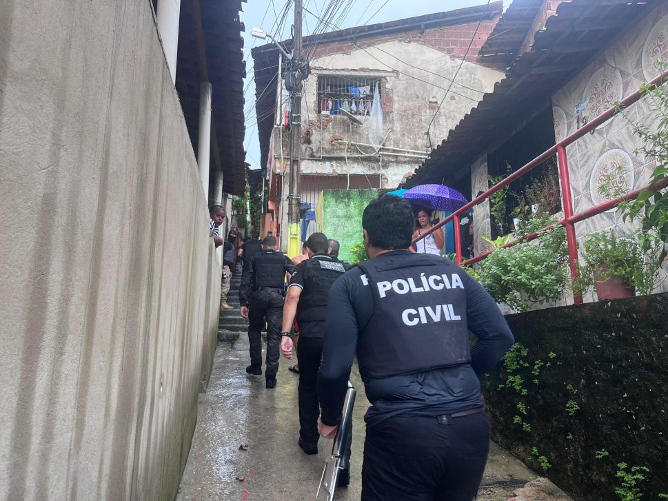 Duas operações policiais são realizadas em Maceió; 23 pessoas já foram detidas