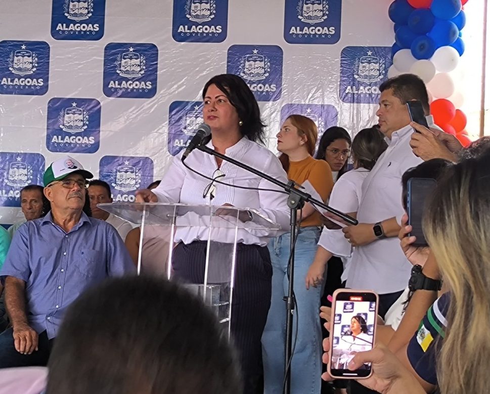[Áudio] Secretária de Educação fala sobre reformas de escolas e cenário da educação no estado
