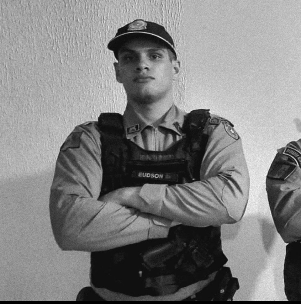 UNEAL presta homenagem a policial morto por colega em Arapiraca