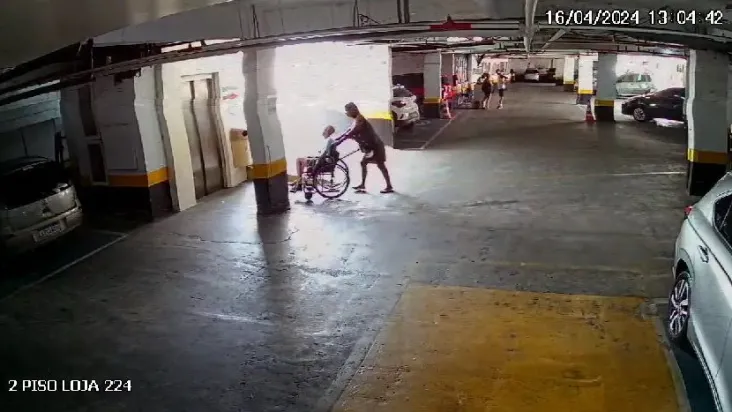 [Vídeo] Polícia diz que idoso levado para agência bancária estava morto há pelo menos 2h; veja novas imagens