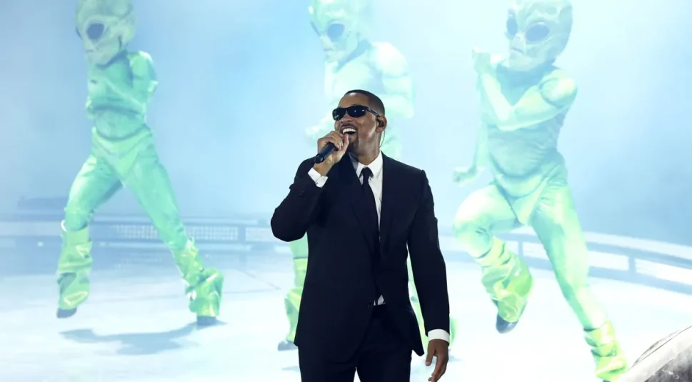 Coachella: Will Smith canta música de “MIB – Homens de Preto” com J Balvin