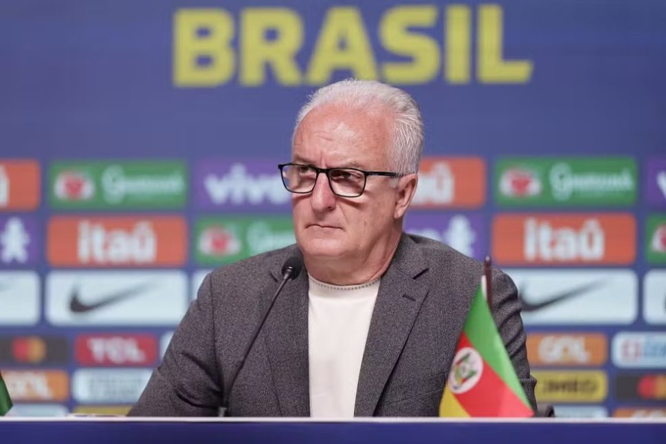 Dorival Júnior chama Bremer, Éderson, Pepê e Rafael para Copa América e amistosos