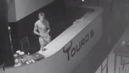 [Vídeo] Pizzaria é invadida e tem itens furtados, em Palmeira dos Índios