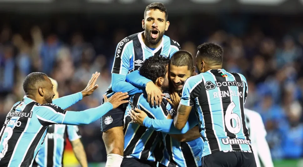 Brasileiros voltam a vencer na Libertadores, que já 14 clubes classificados às oitavas de final