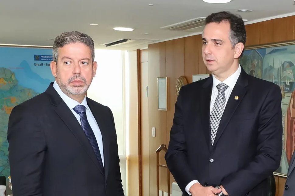 Lula negocia nomeação de Arthur Lira e Rodrigo Pacheco como ministros do seu governo, diz Portal