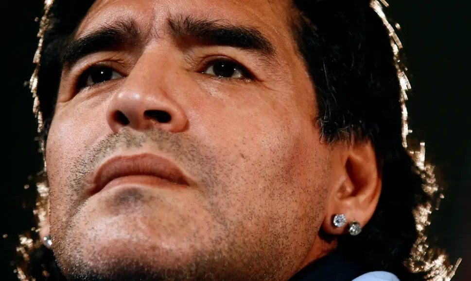 Filhos de Maradona pedem para levar restos mortais do pai para memorial da família: ‘muito mais seguro’