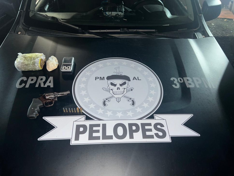 Ações da PM resultaram em prisões, armas de fogo e drogas apreendidas em Arapiraca