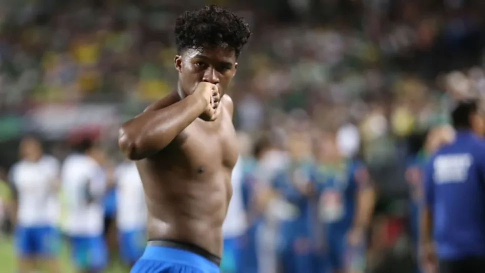 Endrick marca no fim e dá vitória à Seleção Brasileira sobre o México: 3 x 2