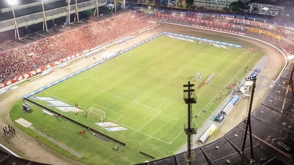 CRB x Brusque fazem confronto direto para sair da zona de rebaixamento da Série B