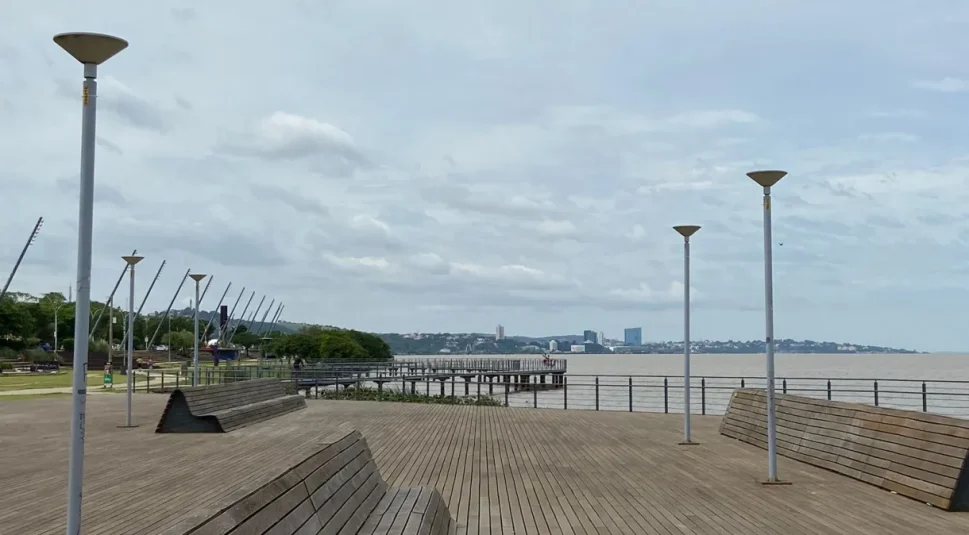 Nível do Lago Guaíba sobe 20 centímetros em 12h, em Porto Alegre (RS)