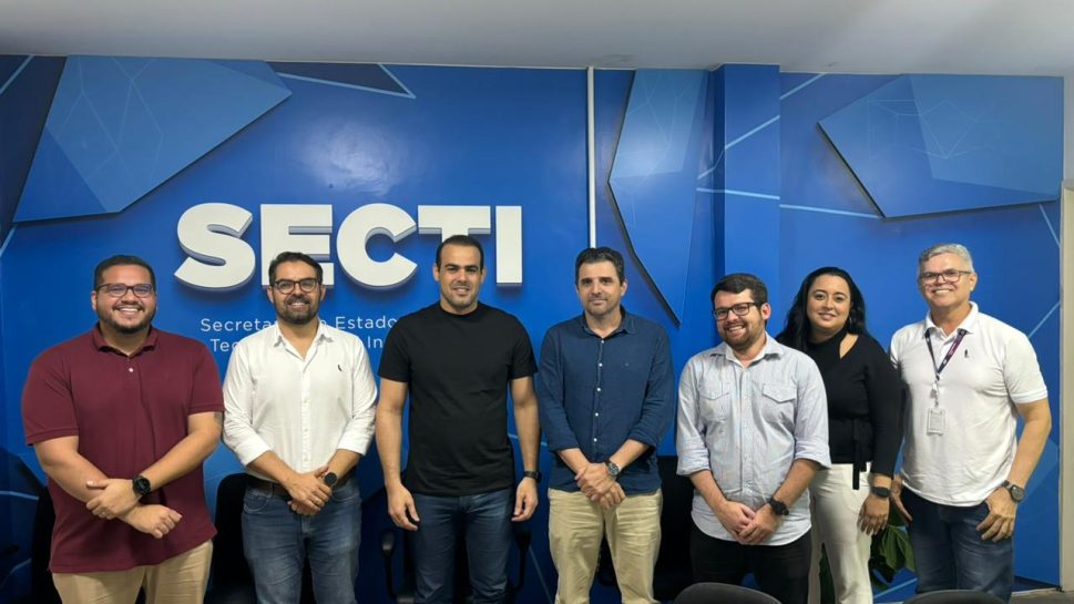 Gestores da UNEAL participam de reuniões para discutir investimentos; Palmeira terá novo prédio para a Universidade
