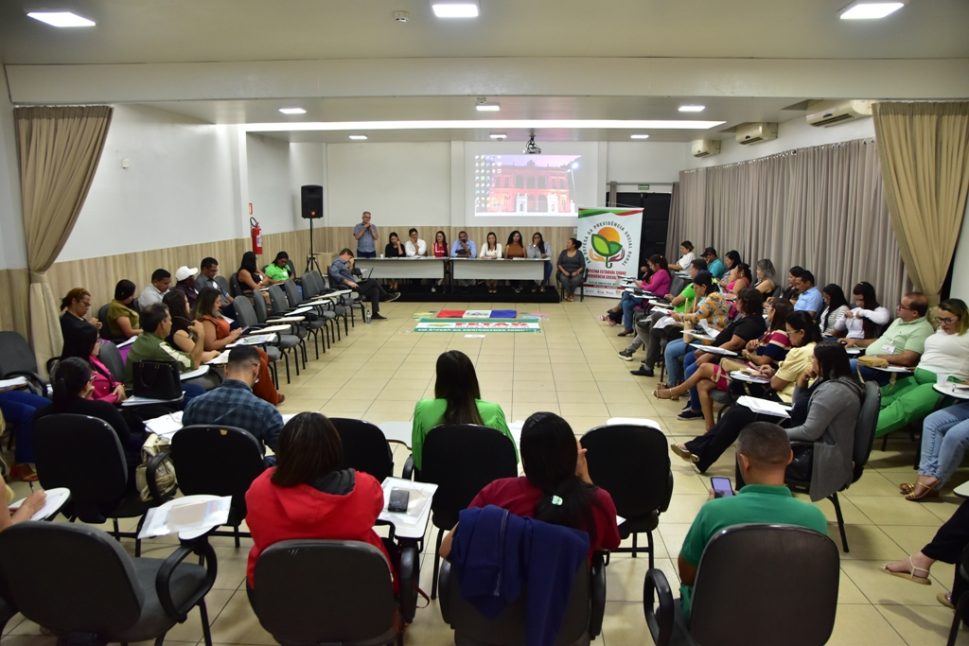 FETAG debate conjuntura previdenciária dos agricultores familiares em Alagoas; veja requisitos para benefícios