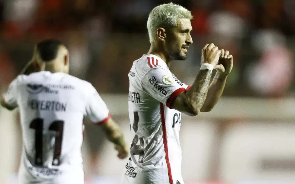 Resultados da quarta feira (25) nas séries A e B do Brasileiro; Bragantino avança na Sul-Americana