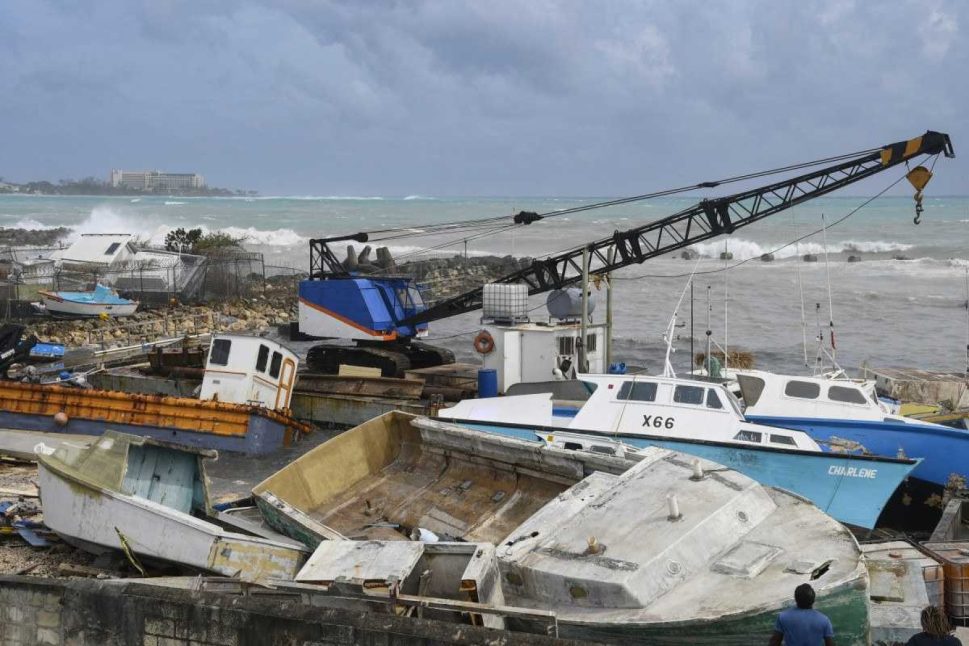 Furacão causa devastação em ilhas no Caribe